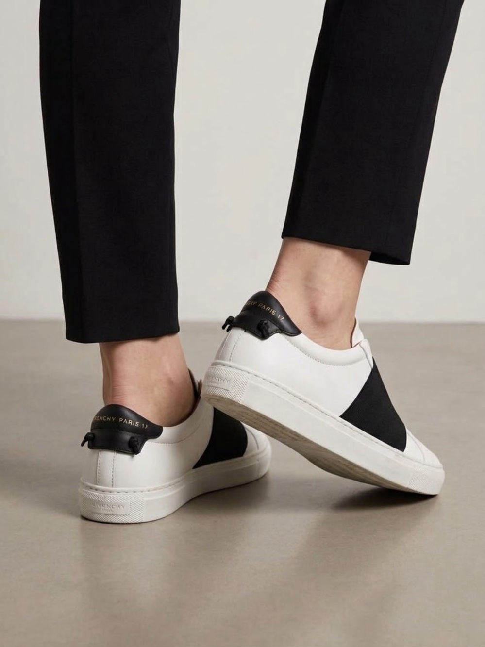 GIVENCHY White Leather Urban Knots Paris ‘17 Elastic Strap LOW-TOP Sneakers